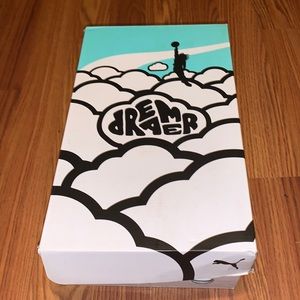 Brand new never wore them